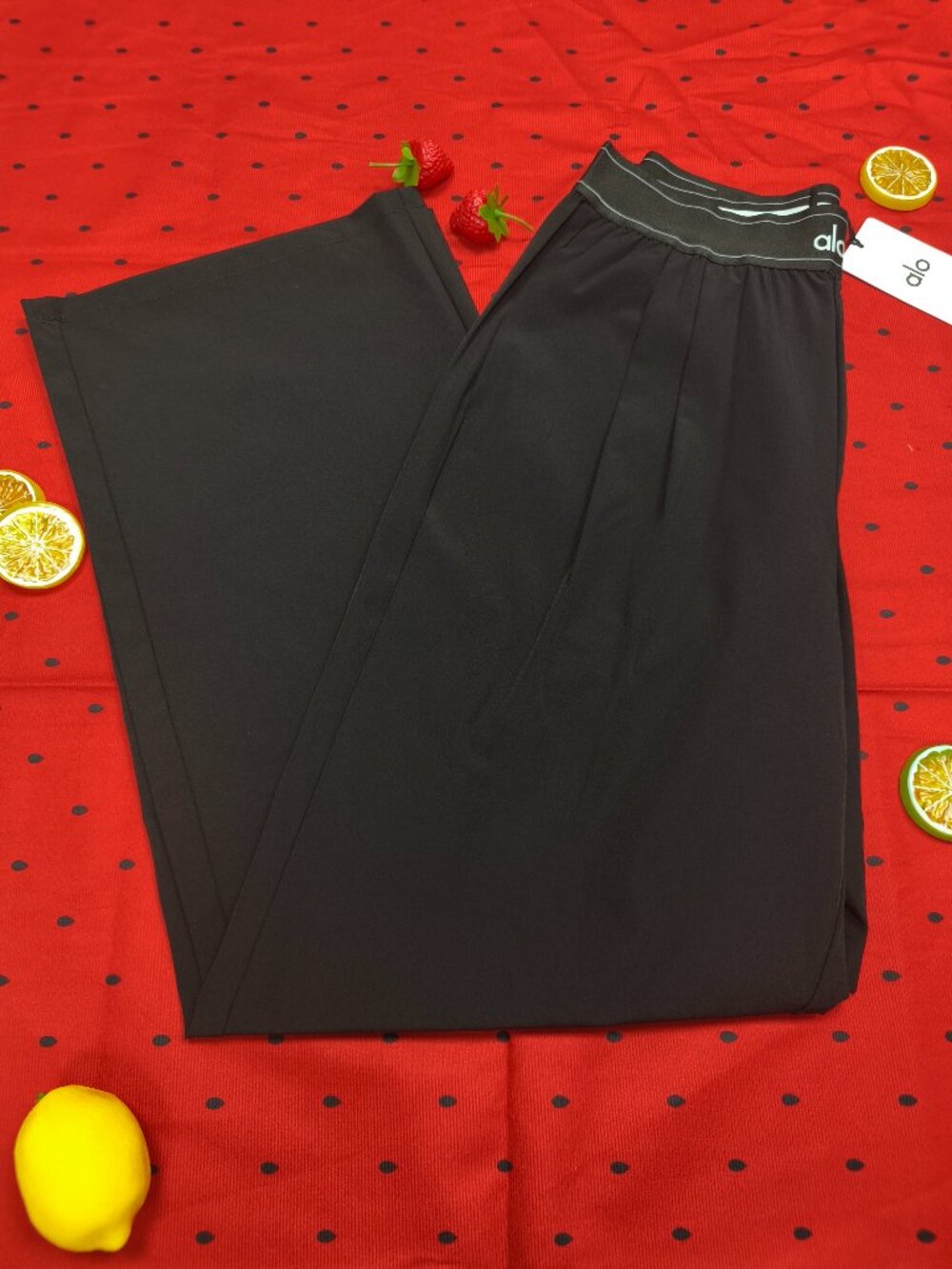 NWT Alo Yoga Suit Up Trousers 🔗 Women's Classic Black Athleisure Pants 🍧 - Picture 2 of 7